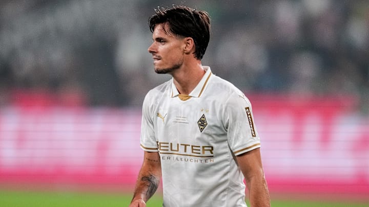 Wie blickt Julian Weigl auf seine Fohlen-Zukunft? Wie blickt Julian Weigl auf seine Fohlen-Zukunft?