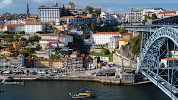 Dom Luis I Bridge, Porto, Portugal