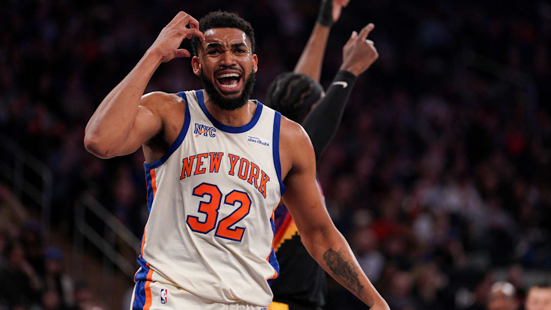 Phoenix Suns v New York Knicks