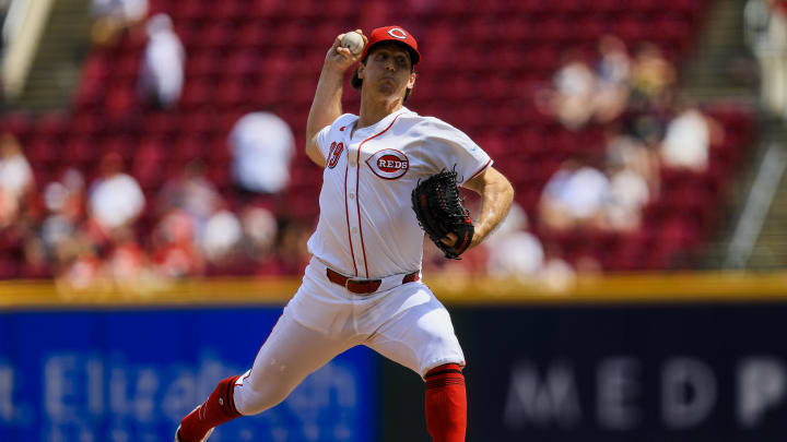 Jul 11, 2024; Cincinnati, Ohio, USA; Cincinnati Reds relief pitcher Lucas Sims (39) pitches against the Colorado Rockies in the ninth inning at Great American Ball Park. Mandatory Credit: Katie Stratman-USA TODAY Sports