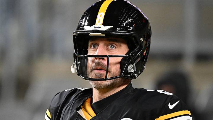 Pittsburgh Steelers quarterback Aaron Rodgers 
