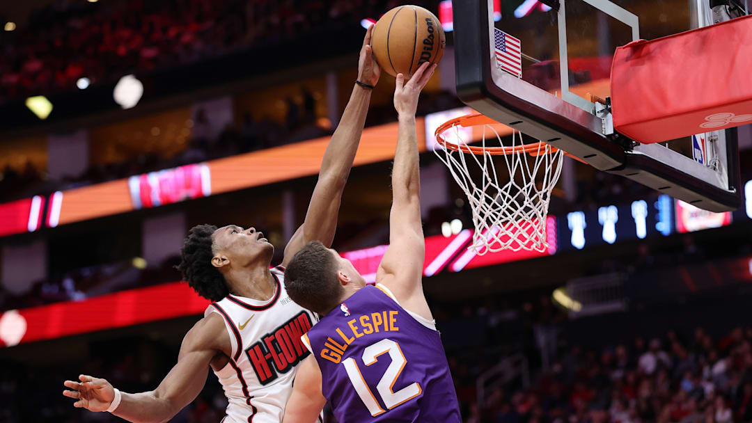 Phoenix Suns v Houston Rockets