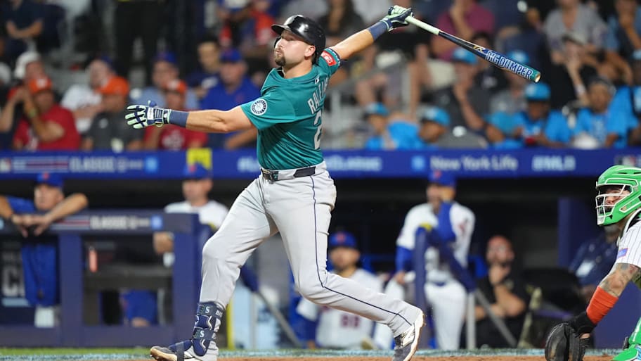 Seattle Mariners star Cal Raleigh broke the record for most home runs by a cacher in a season. | Kyle Ross-Imagn Images