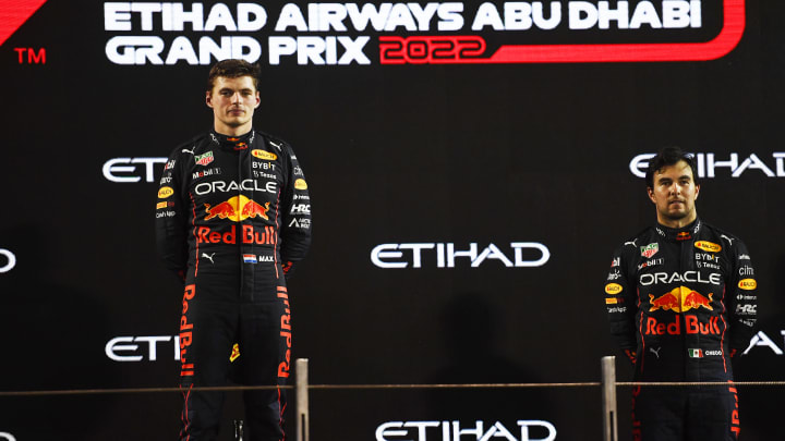 Verstappen ganó en Abu Dabi y Sergio "Checo" Pérez se ubicó tercero