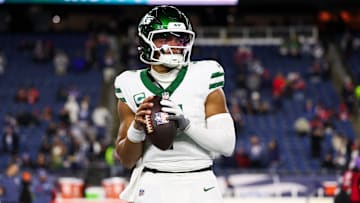 New York Jets quarterback Justin Fields
