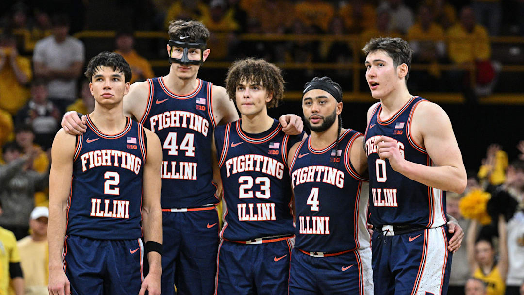 Jan 11, 2026; Iowa City, Iowa, USA; Illinois Fighting Illini guard Andrej Stojakovic (2) and center Zvonimir Ivisic (44) and guard Keaton Wagler (23) and guard Kylan Boswell (4) and forward David Mirkovic (0) look on during the second half against the Iowa Hawkeyes at Carver-Hawkeye Arena. Mandatory Credit: Jeffrey Becker-Imagn Images