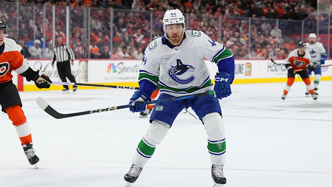 Vancouver Canucks v Philadelphia Flyers Vancouver Canucks v Philadelphia Flyers
