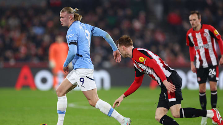 Brentford FC v Manchester City FC - Premier League