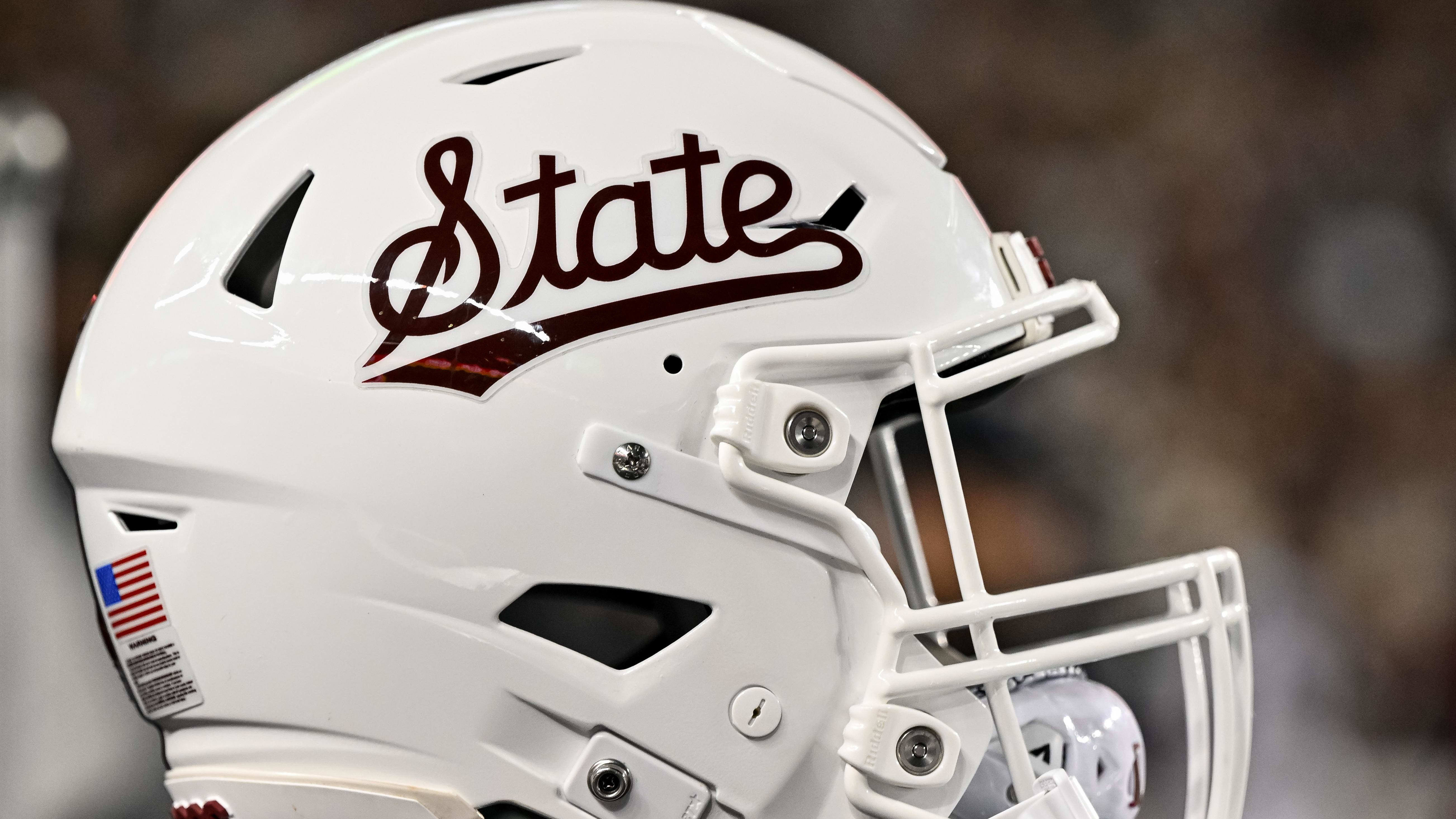 Illinois Transfer Defensive Lineman Commits to Mississippi State