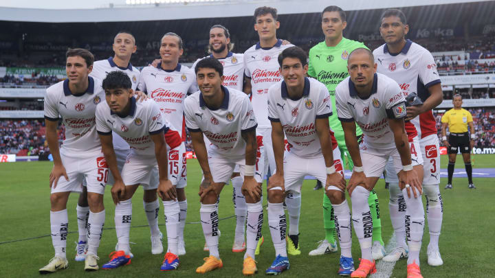 La alineación titular de Chivas frente a Querétaro