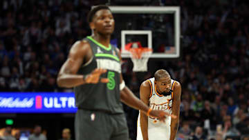 Phoenix Suns v Minnesota Timberwolves