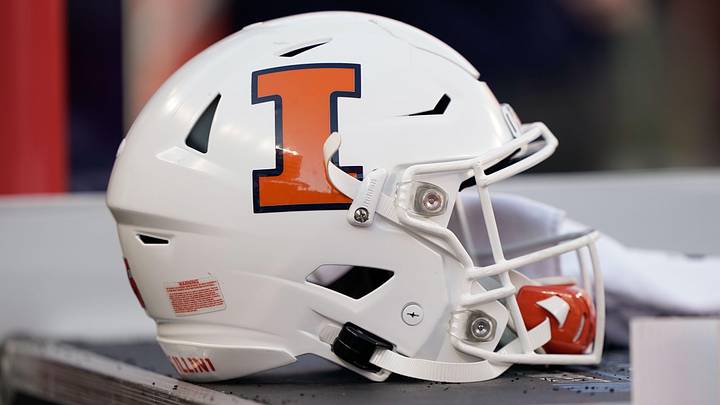 Dec 30, 2019; Santa Clara, California, USA;  General view of the Illinois Fighting Illini helmet during the second quarter against California Golden Bears at Levi's Stadium. Mandatory Credit: Stan Szeto-Imagn Images