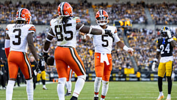 Cleveland Browns v Pittsburgh Steelers