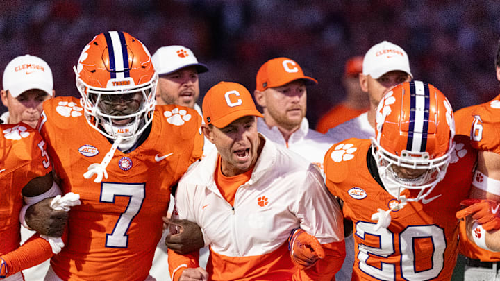 Louisville v Clemson