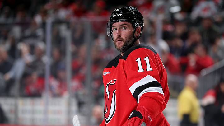 Stefan Noesen (#11 New Jersey Devils forward)