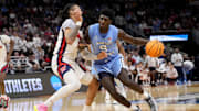 UNC basketball forward Drake Powell