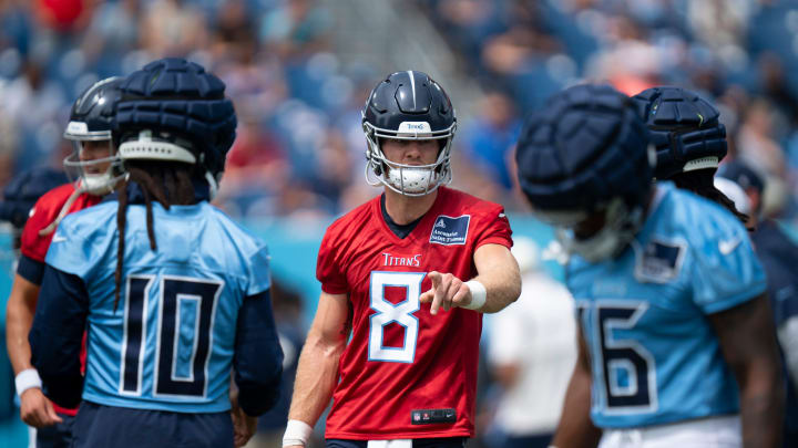 Tennessee Titans quarterback Will Levis talks with his receivers during warmups at Nissan Stadium in Nashville, Tenn., Saturday, July 27, 2024. The Titans hosted Back Together Weekend to allow fans to get a look at the retooled team.