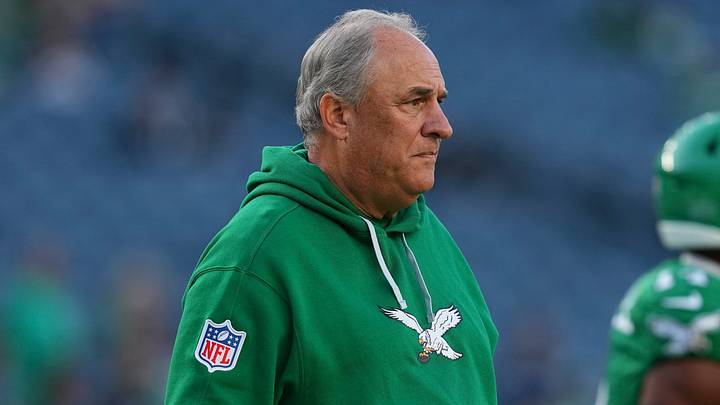 Philadelphia Eagles defensive coordinator Vic Fangio