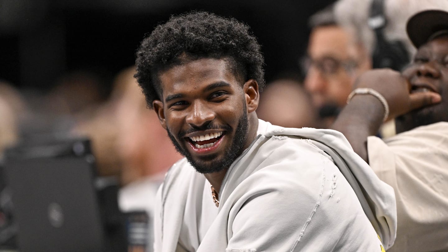 Browns fans chant 'Save Us, Shedeur' on live TV after Myles Garrett requests trade