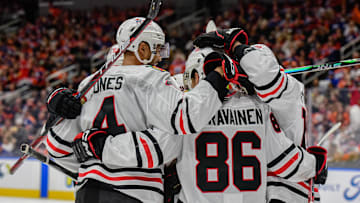Chicago Blackhawks v Edmonton Oilers