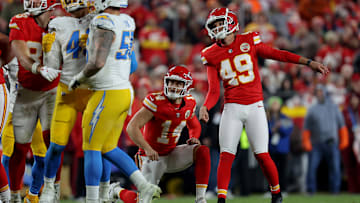 Los Angeles Chargers v Kansas City Chiefs
