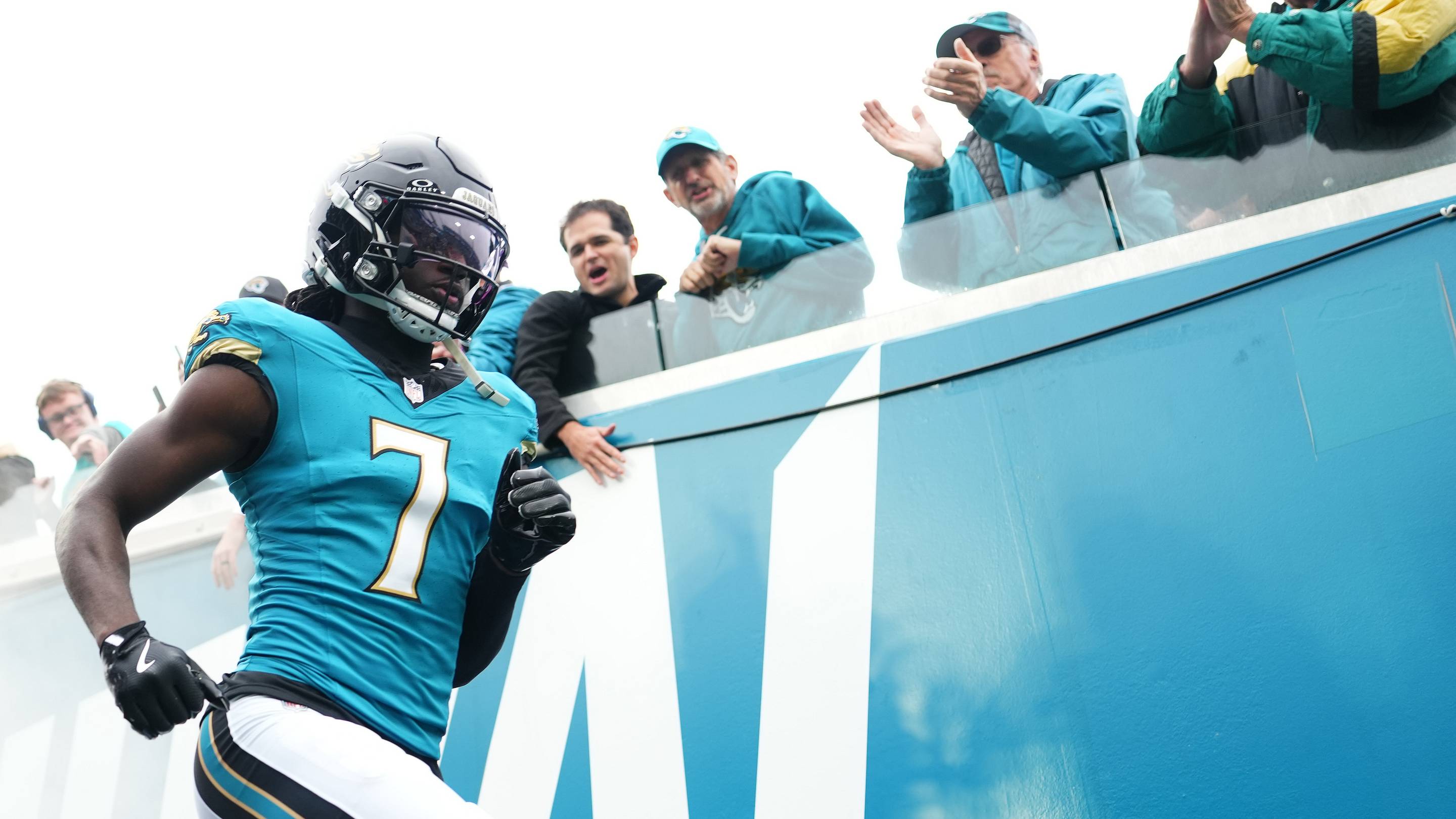 This Commanders-Jaguars trade proposal for Brian Thomas Jr. would relieve the Aiyuk headache