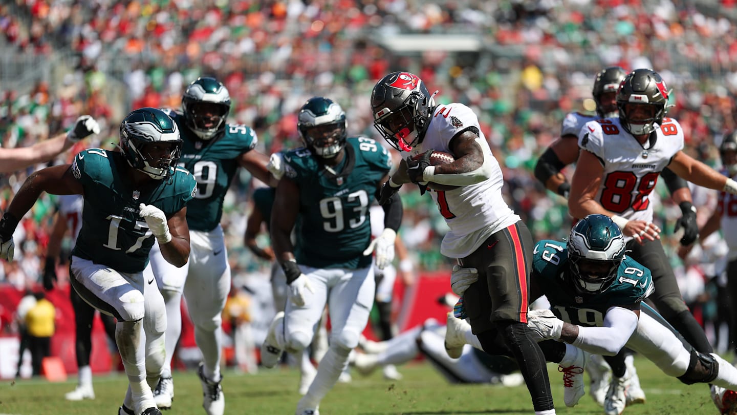 Veteran Claims Eagles Aren't Pointing Fingers After Poor Performance In