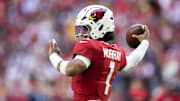 Arizona Cardinals quarterback Kyler Murray (1) against the San Francisco 49ers at State Farm Stadium. 