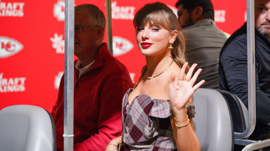 Taylor Swift, now a Kansas City Chiefs mega-fan, seemed to drop several easter eggs about the Super Bowl 2026 Halftime Show during her podcast debut on "New Heights." | Denny Medley-Imagn Images