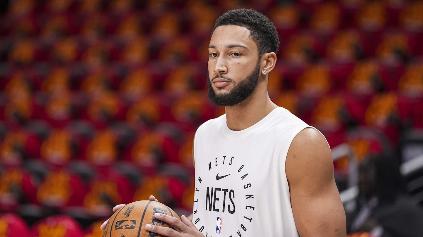 Ben Simmons Suffers Bloody Wrist In NetsHawks Game