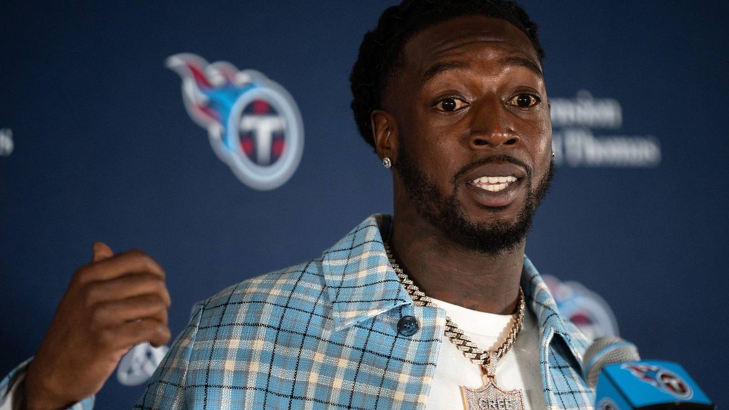 This Titans free agent signing dubbed one of the NFL's worst decisions - Vimarsana News