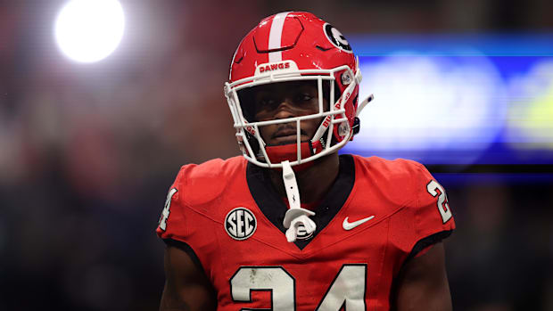 Georgia Bulldogs defensive back Malaki Starks (24) practices before the 2024 SEC Championship game 