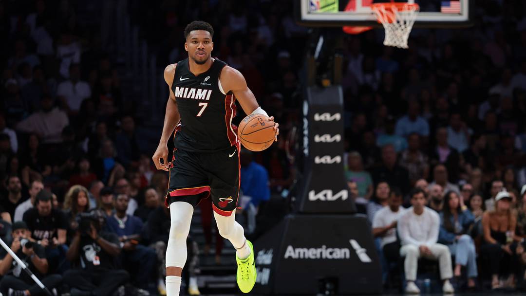 Oct 23, 2026; Miami, Florida, USA; Miami Heat forward Giannis Antetokounmpo (7) dribbles the basketball against the Detroit Pistons during the second quarter at Kaseya Center. Mandatory Credit: Sam Navarro-Imagn Images Oct 23, 2026; Miami, Florida, USA; Miami Heat forward Giannis Antetokounmpo (7) dribbles the basketball against the Detroit Pistons during the second quarter at Kaseya Center. Mandatory Credit: Sam Navarro-Imagn Images