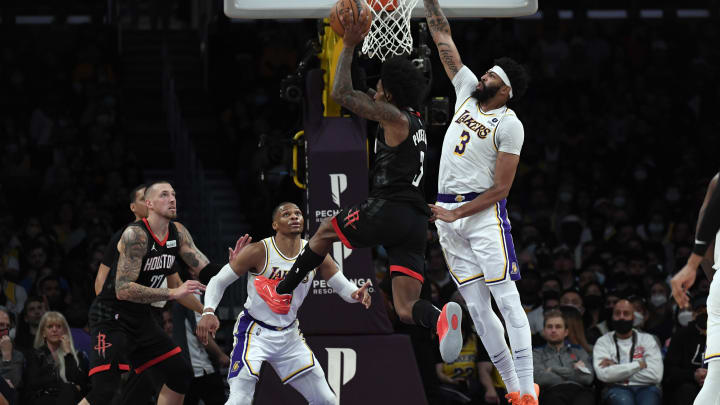 Los Lakers solo permitieron 85 puntos ante los Rockets el domingo