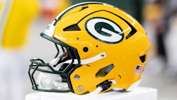 The Green Bay Packers are in town to face the Giants.