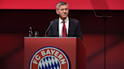 Bayern-Boss Herbert Hainer (67) nennt erstmals einen zeitlichen Rahmen bezüglich der Katar-Entscheidung