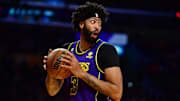 Davis fue una vez más la gran figura de los Lakers