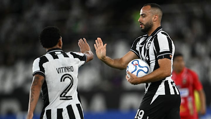 Arthur Cabral anotou o primeiro gol do Fogão na Sul-Americana em 2026