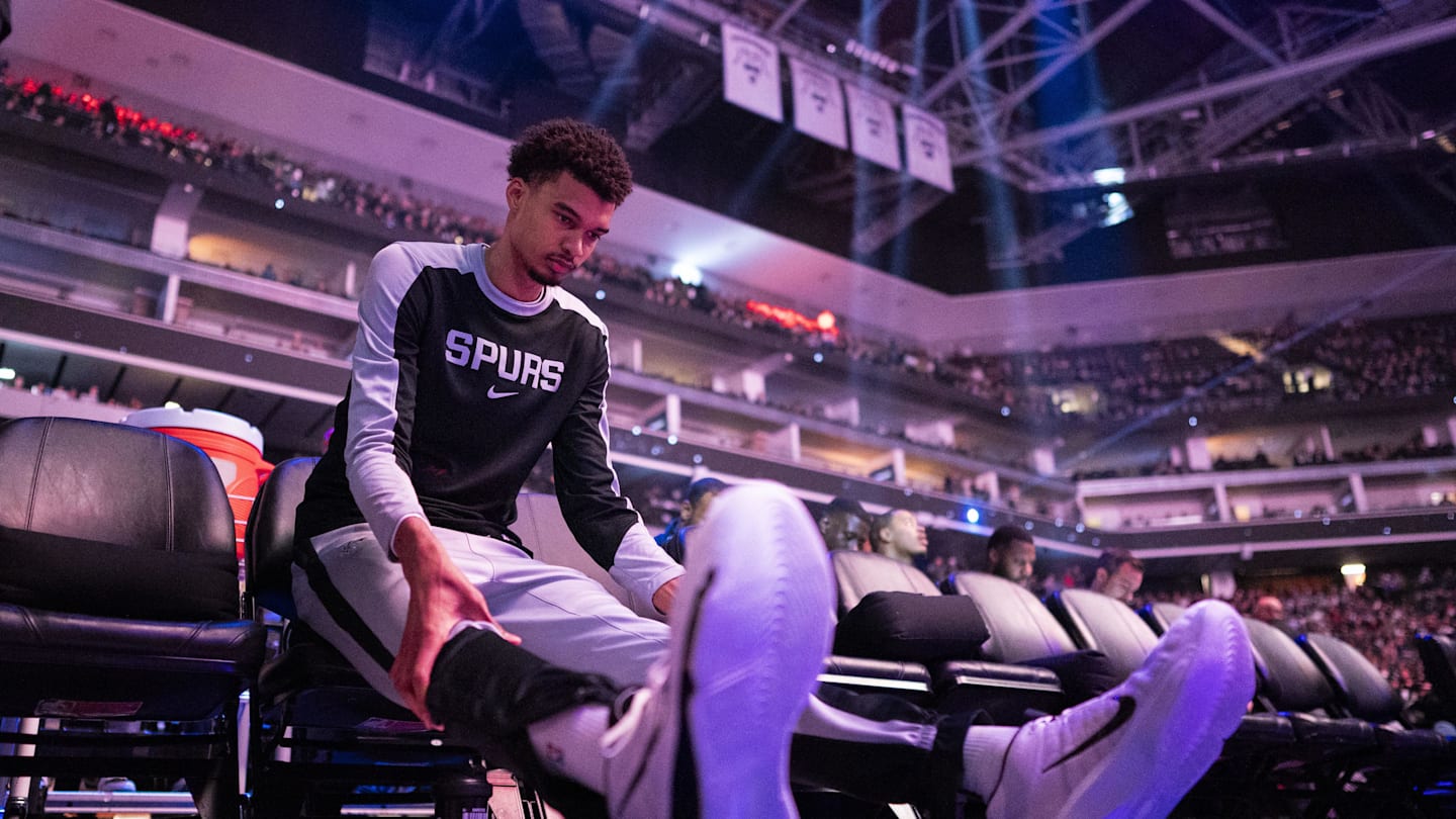 Just A Minute: San Antonio Spurs Seeking NBA Cup Glory