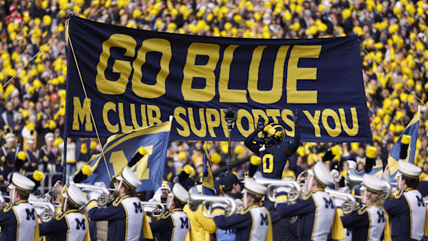 EA Sports rankings for college football's 10 best stadium
