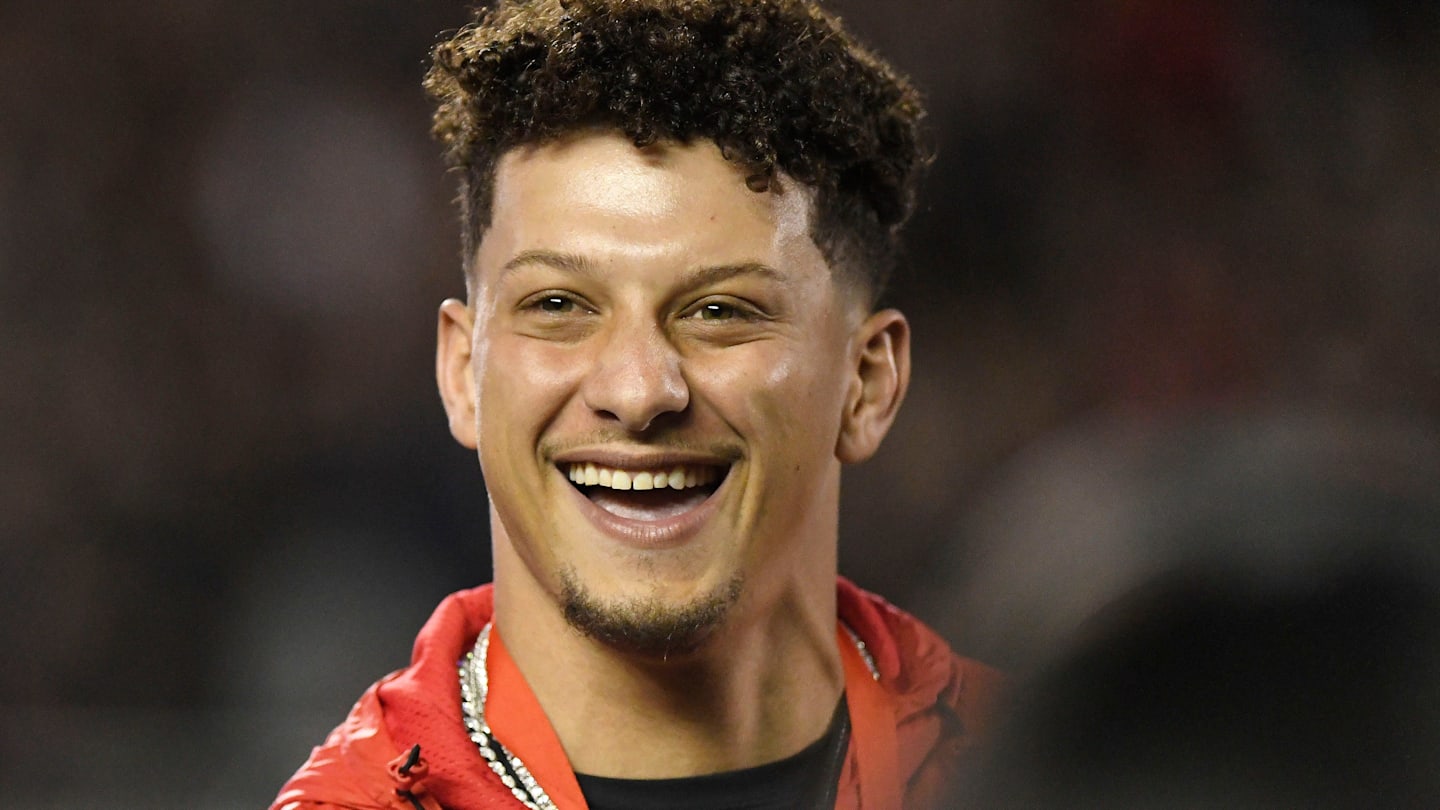 酋长队的约什·乌切交易在出色的交易后让 NFL 世界陷入混乱