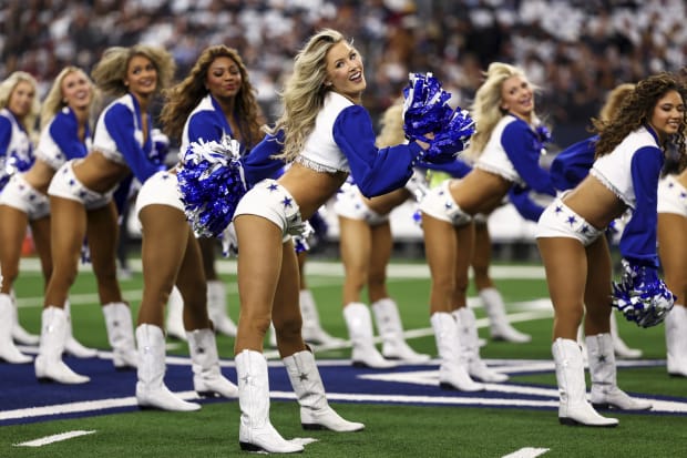 Dallas Cowboys cheerleaders