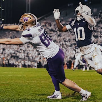 Decker DeGraaf just missed catching a touchdown pass at Penn State.