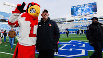 Louisville Cardinals head coach Jeff Brohm