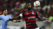 Gerson vive um dos melhores momentos com a camisa do Flamengo