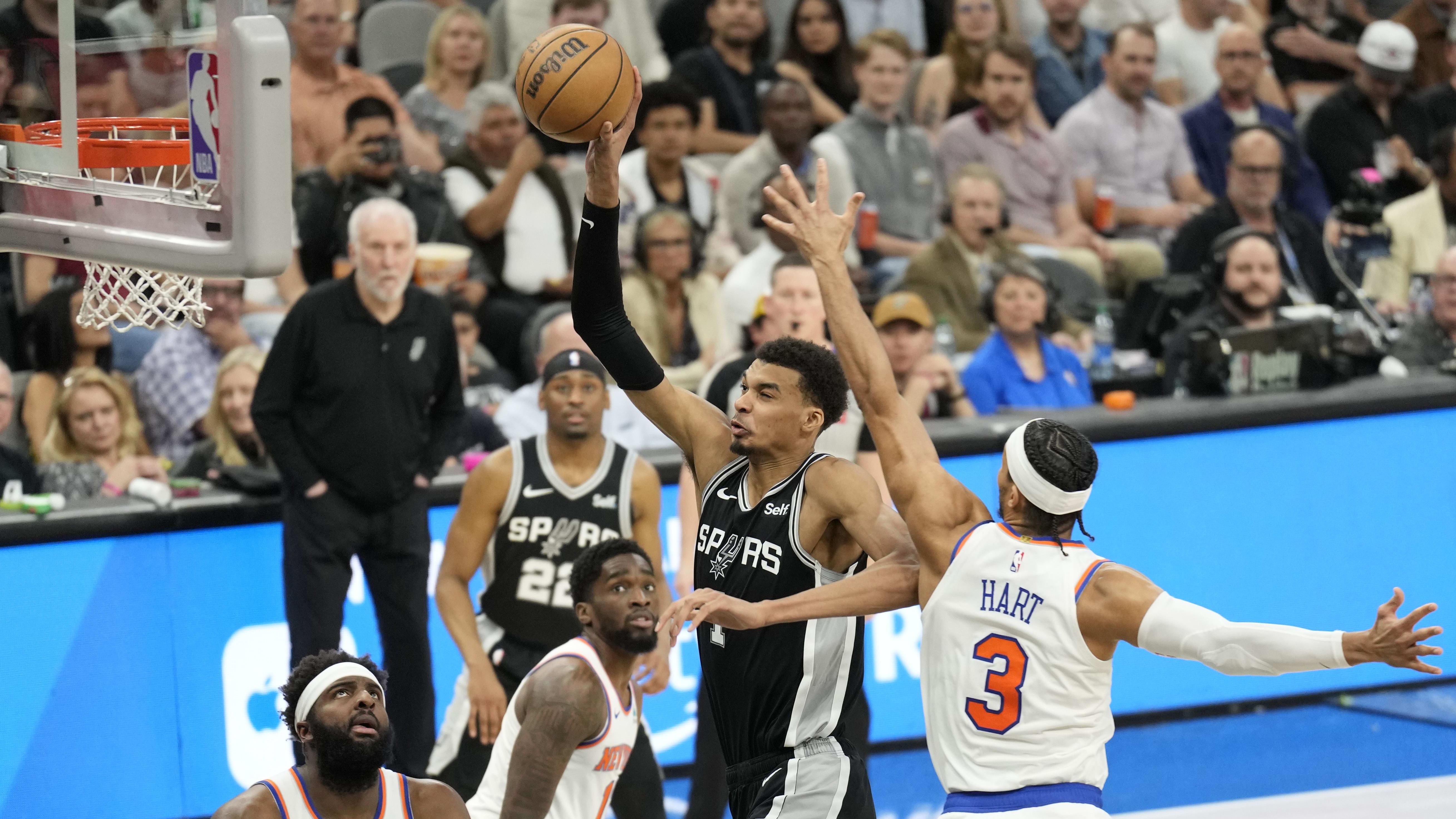 Victor Wembanyama erzielt 40 Punkte, die San Antonio Spurs übertreffen Jalen Brunsons 61 Punkte und sind damit Top-New York Knicks im OT-Thriller