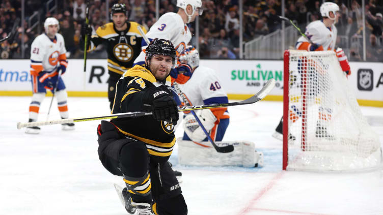 New York Islanders v Boston Bruins