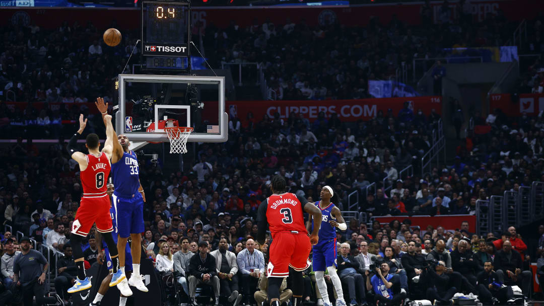 Chicago Bulls v Los Angeles Clippers