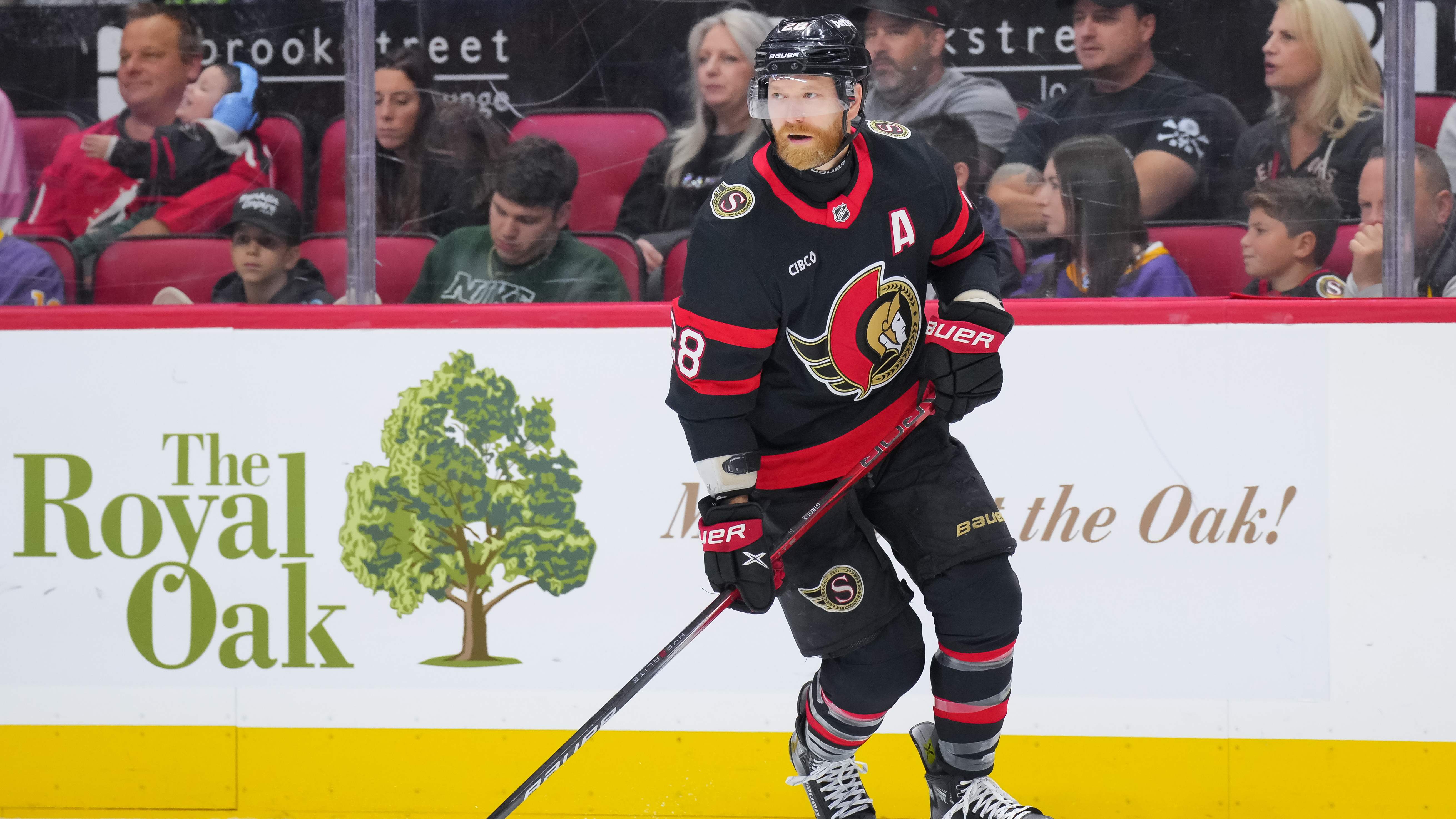 Claude Giroux has cool moment by having his name mentioned by NFL's