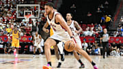 Pete Nance es el hermano menor de la segunda escogencia de Lakers en el Draft de la NBA 2015